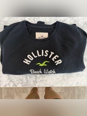 Hollister Vintage Navy Crewneck Sweatshirt with Lime Seagull Logo